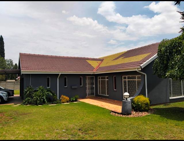 3 BEDROOM HOUSE FOR SALE IN GLEN MARAIS